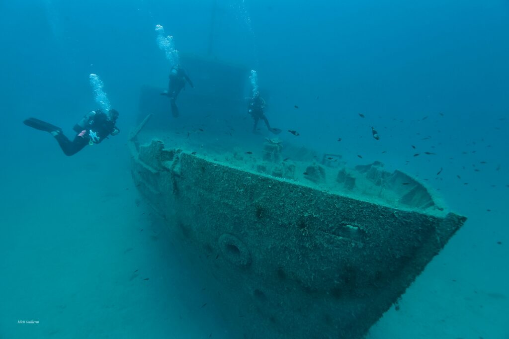 Photo de l'épave vue de loin